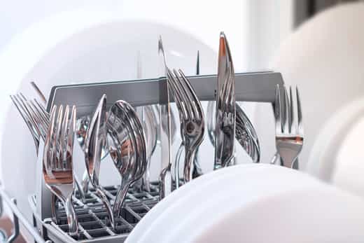 How to clean cutlery in the dishwasher